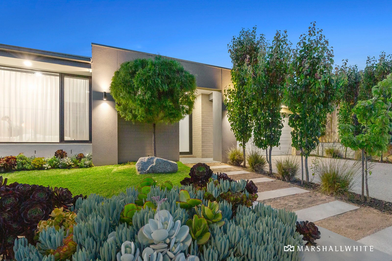 1 Bindarri Grove, Botanic Ridge, VIC