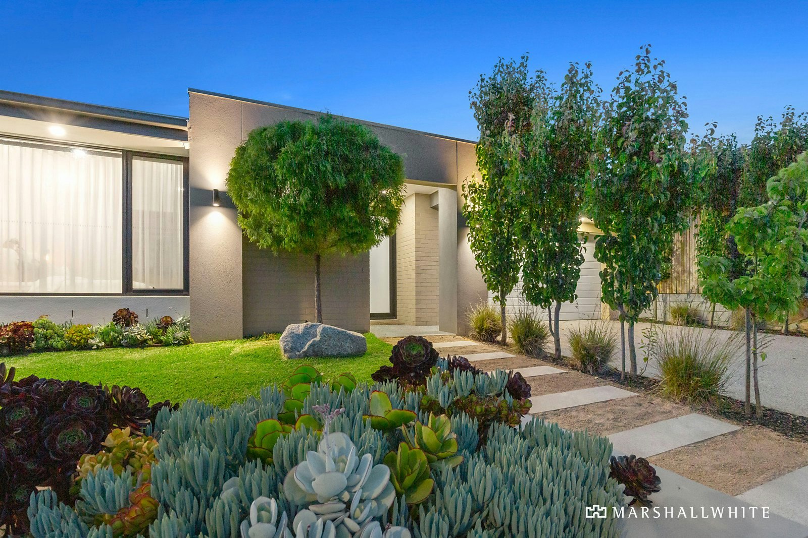 1 Bindarri Grove, Botanic Ridge, VIC