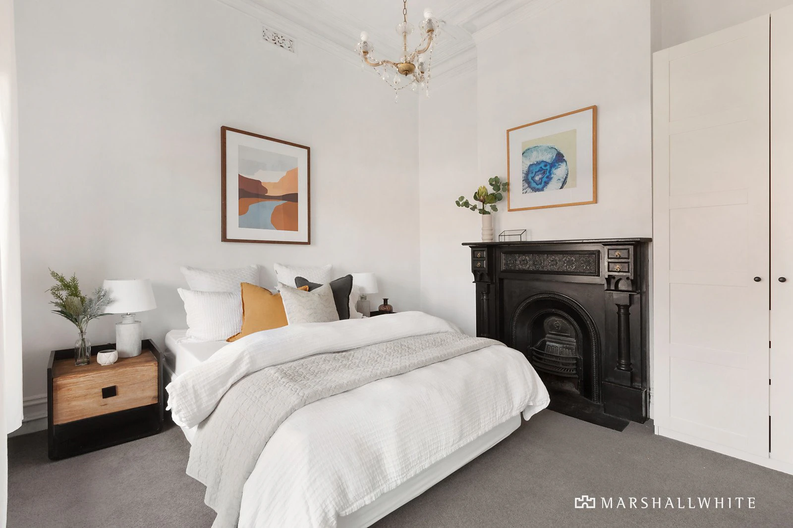 17 Dinsdale Street, Albert Park, VIC