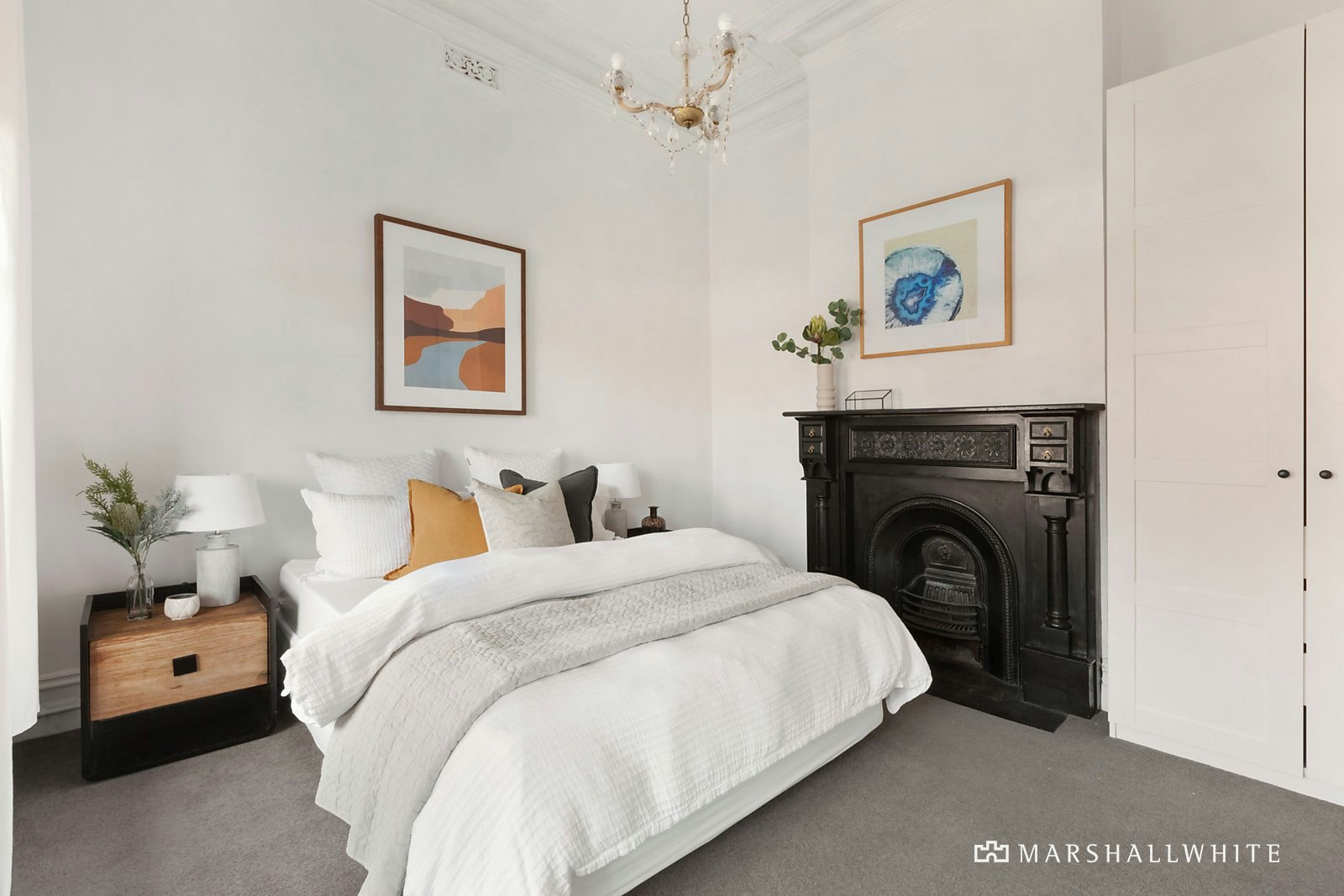 17 Dinsdale Street, Albert Park, VIC