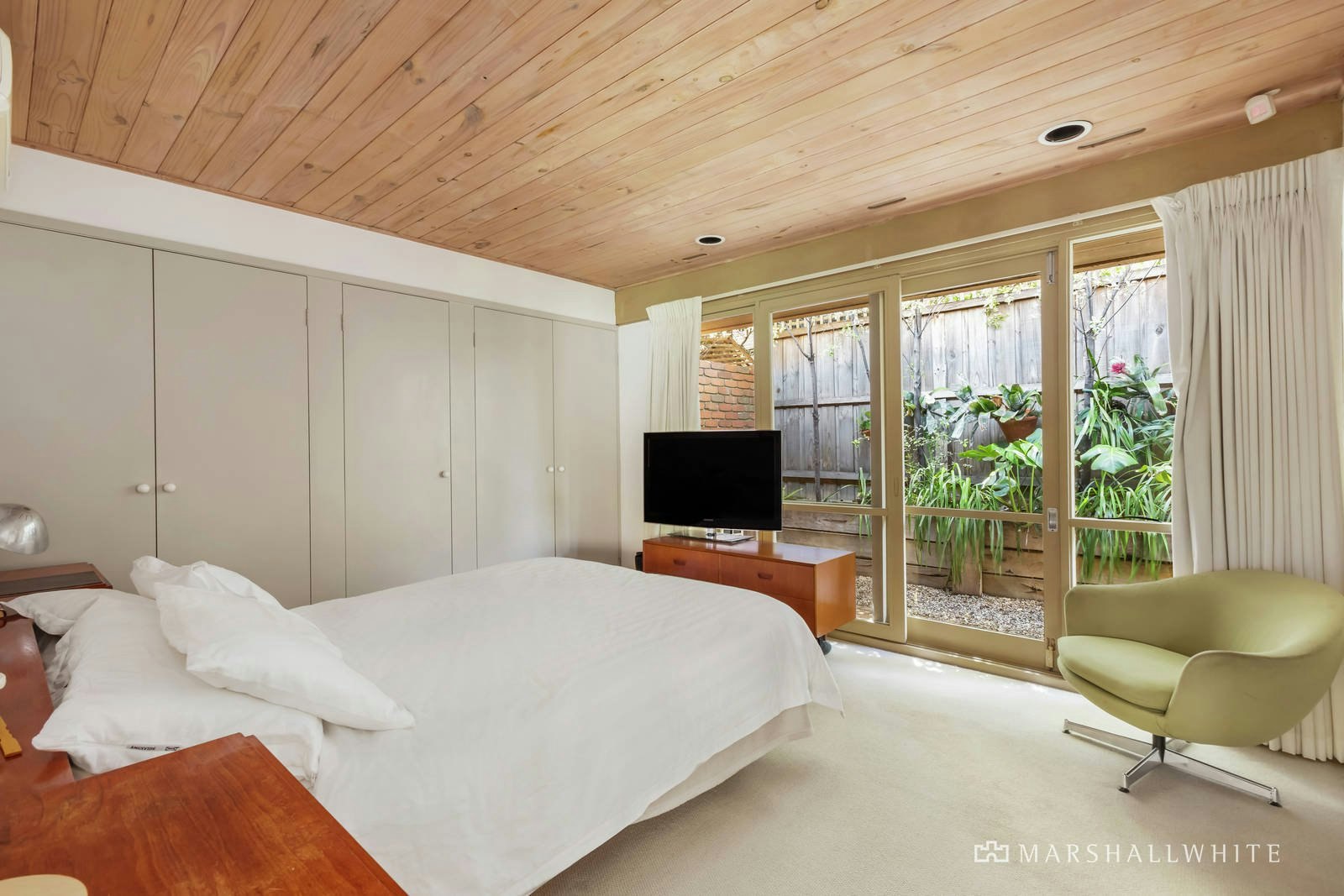 2 Pleasant Avenue, Kew, VIC