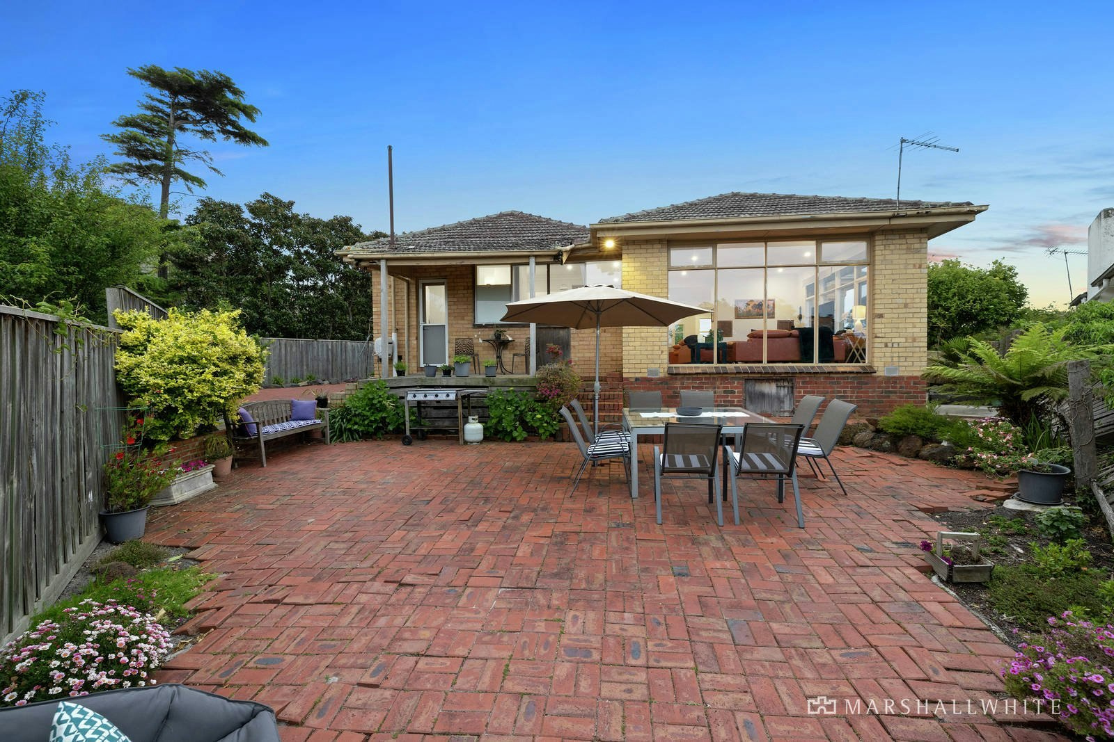2 Chateau Grove, Beaumaris, VIC