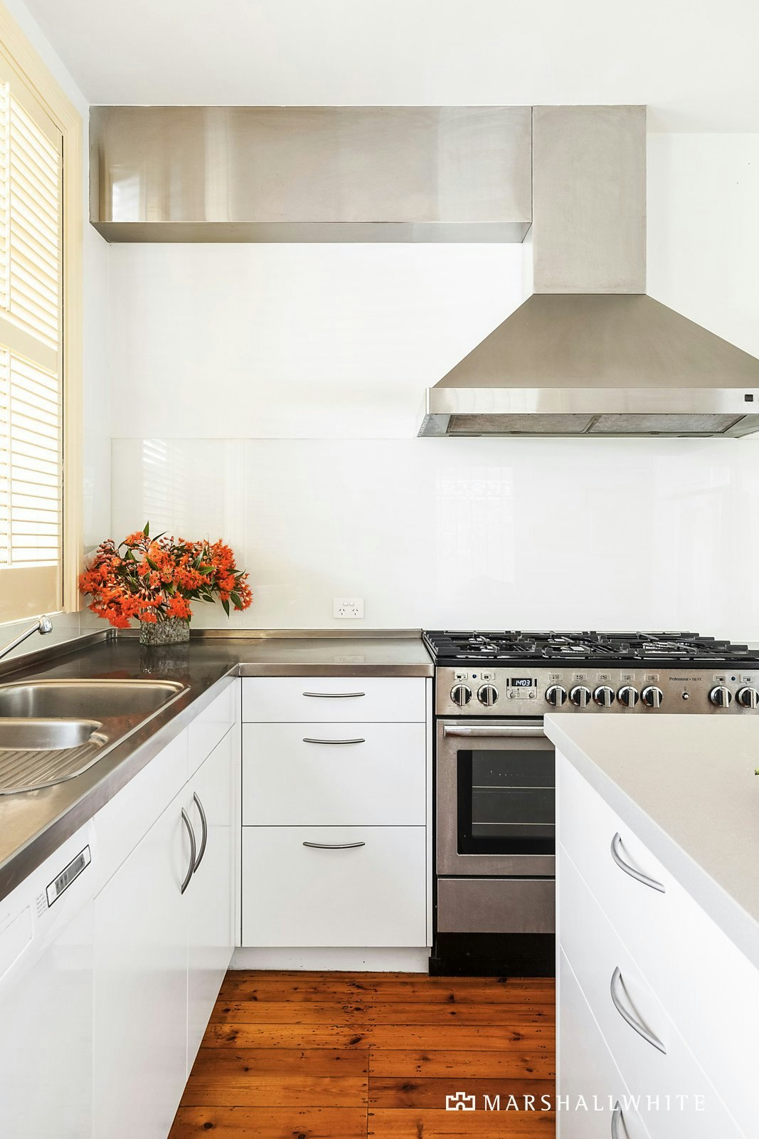 23 Kerferd Road, Albert Park, VIC