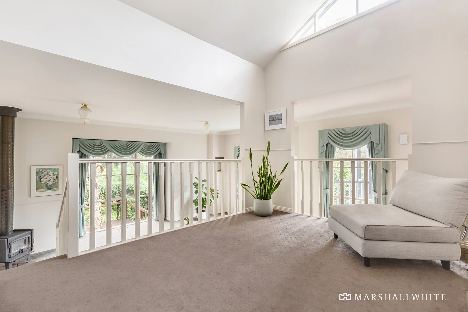 5 Alastair Court, Surrey Hills, VIC