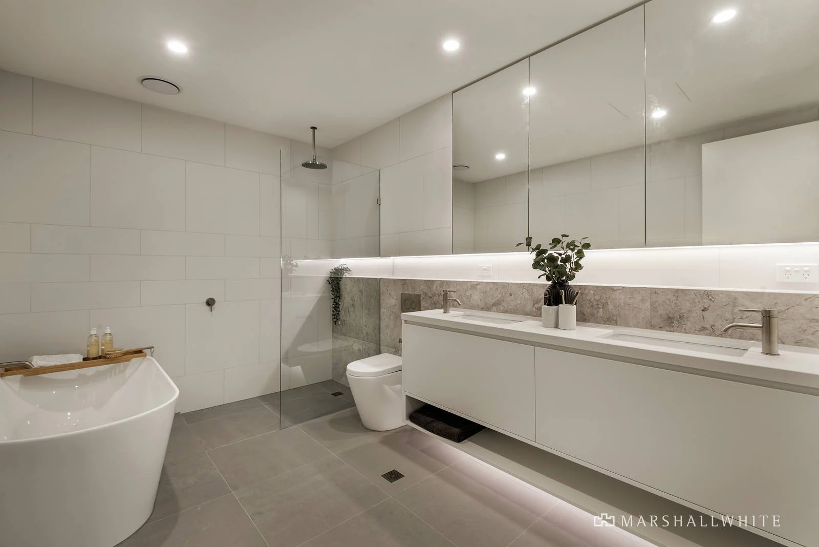 201/69 Aintree Road, Glen Iris, VIC