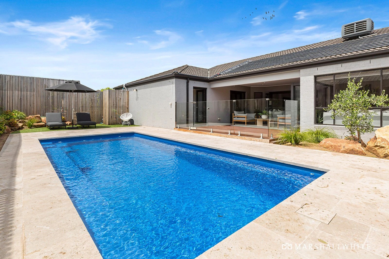 8 Park Avenue, Mornington, VIC