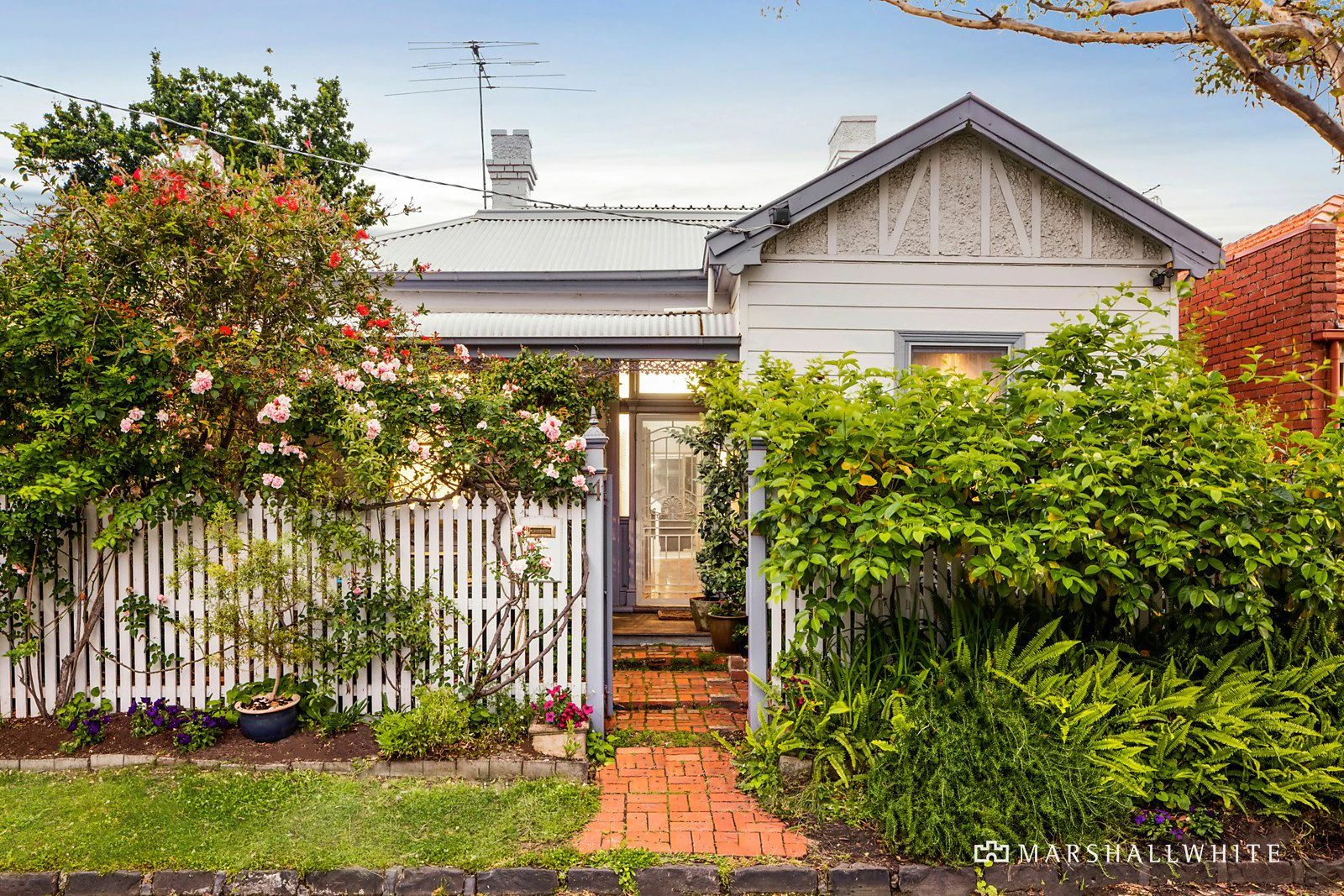 4 Eileen Street, Armadale, VIC