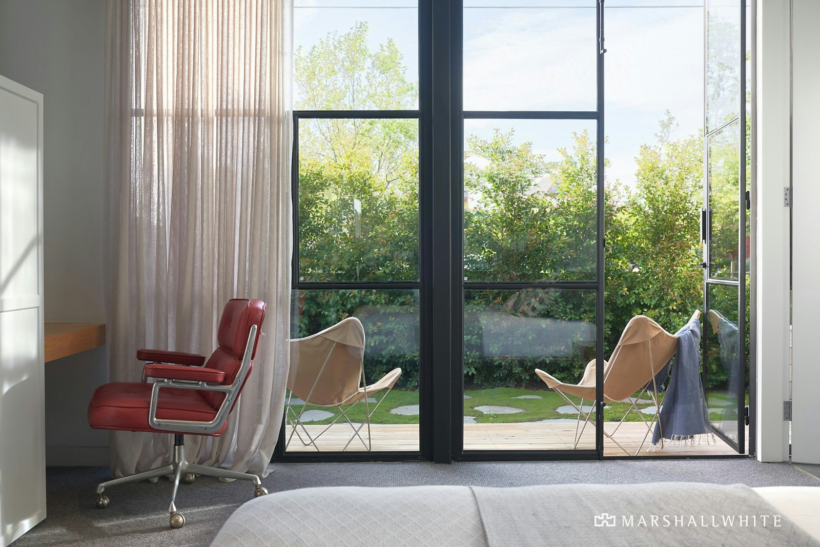 1 Faussett Lane, Albert Park, VIC