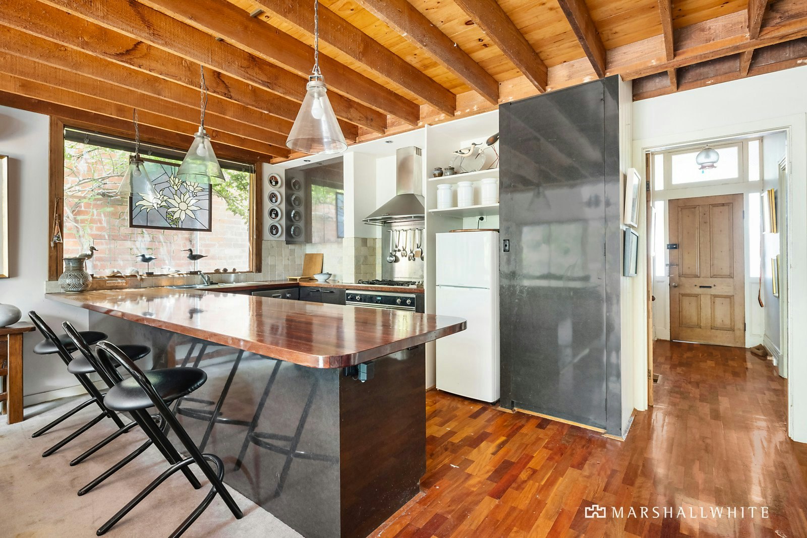 4 Eileen Street, Armadale, VIC