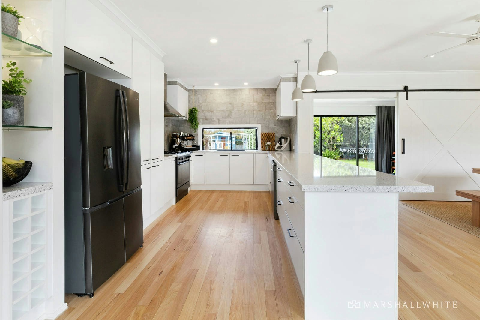 8 Park Avenue, Mornington, VIC