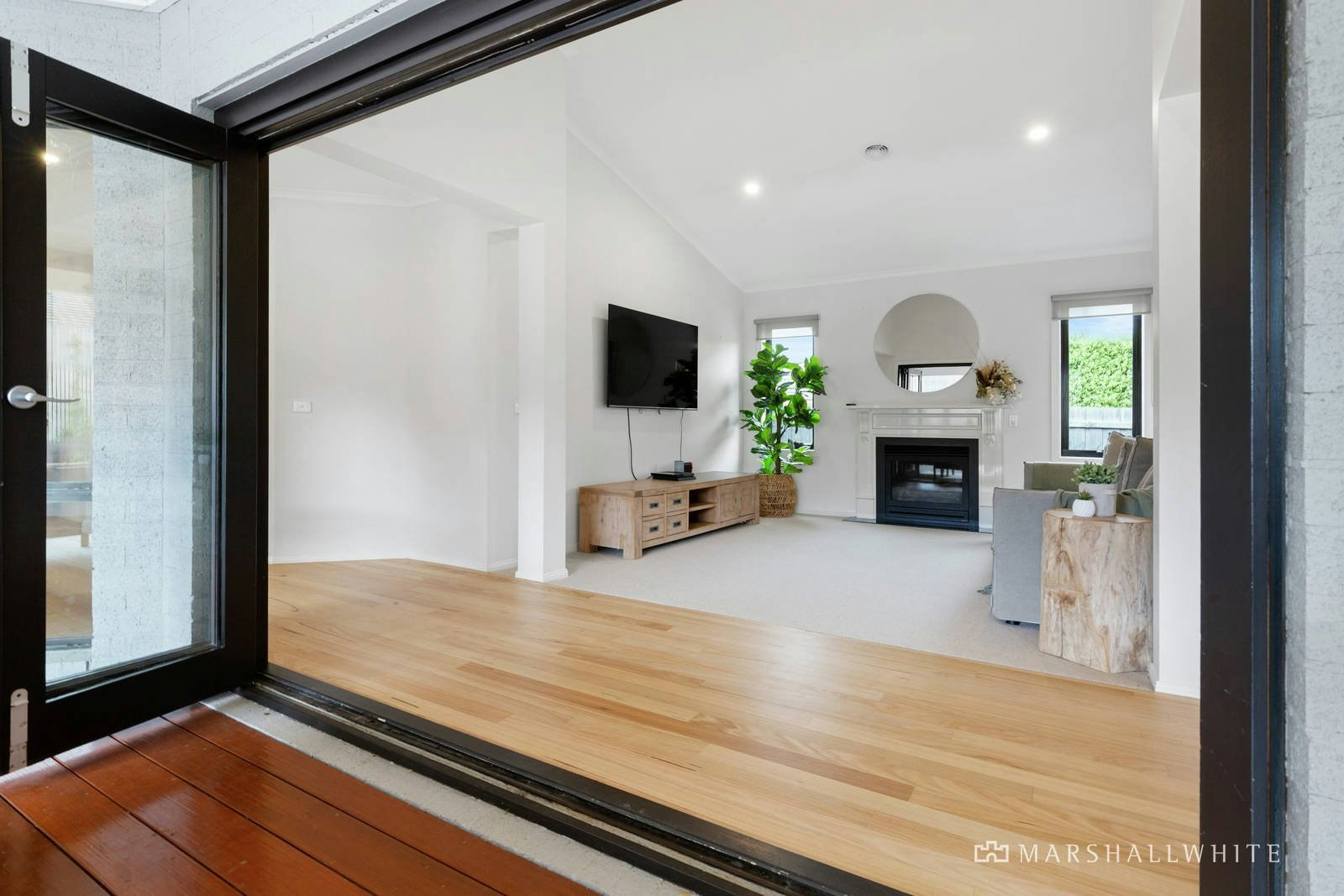 8 Park Avenue, Mornington, VIC