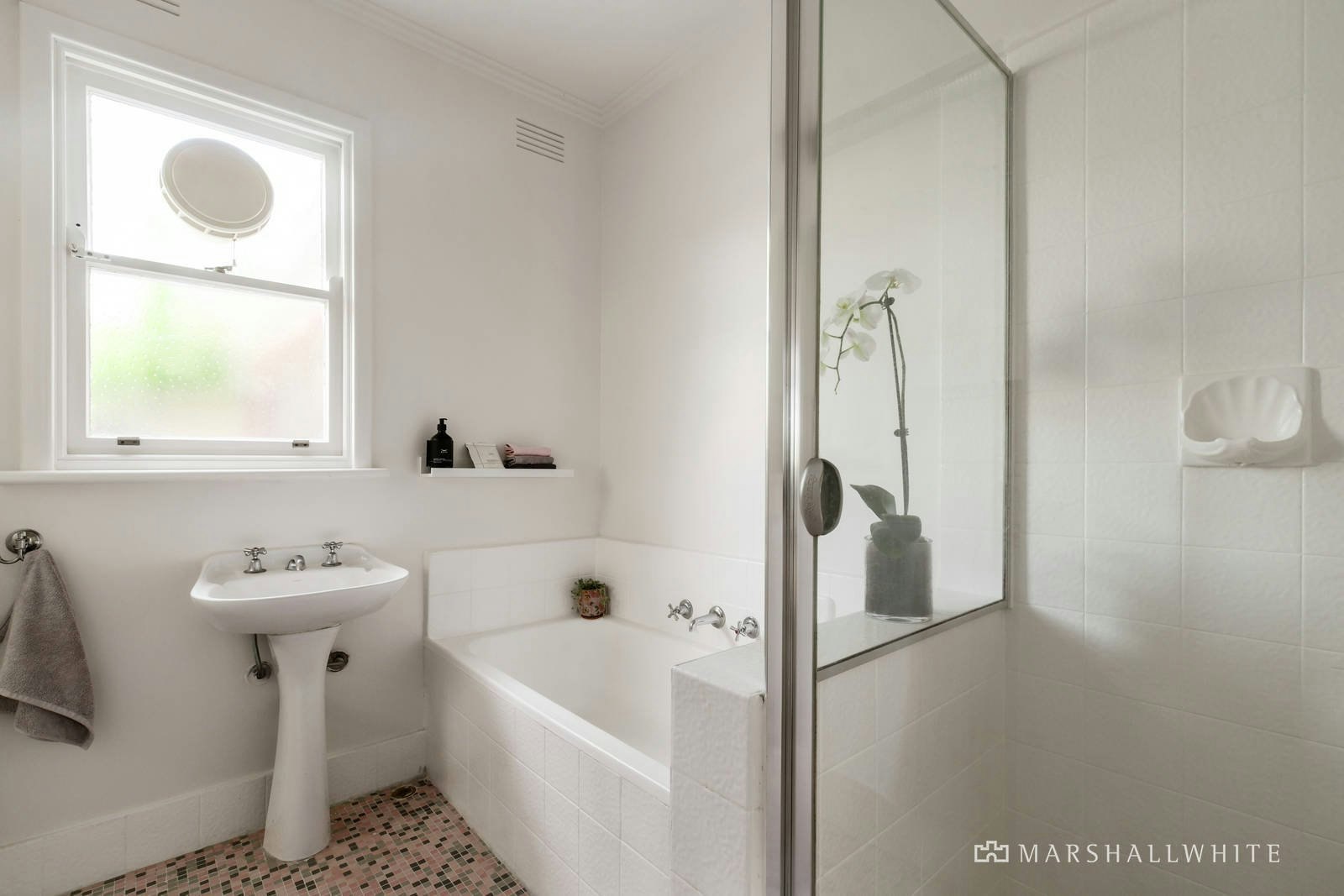 5 Chester Street, Surrey Hills, VIC