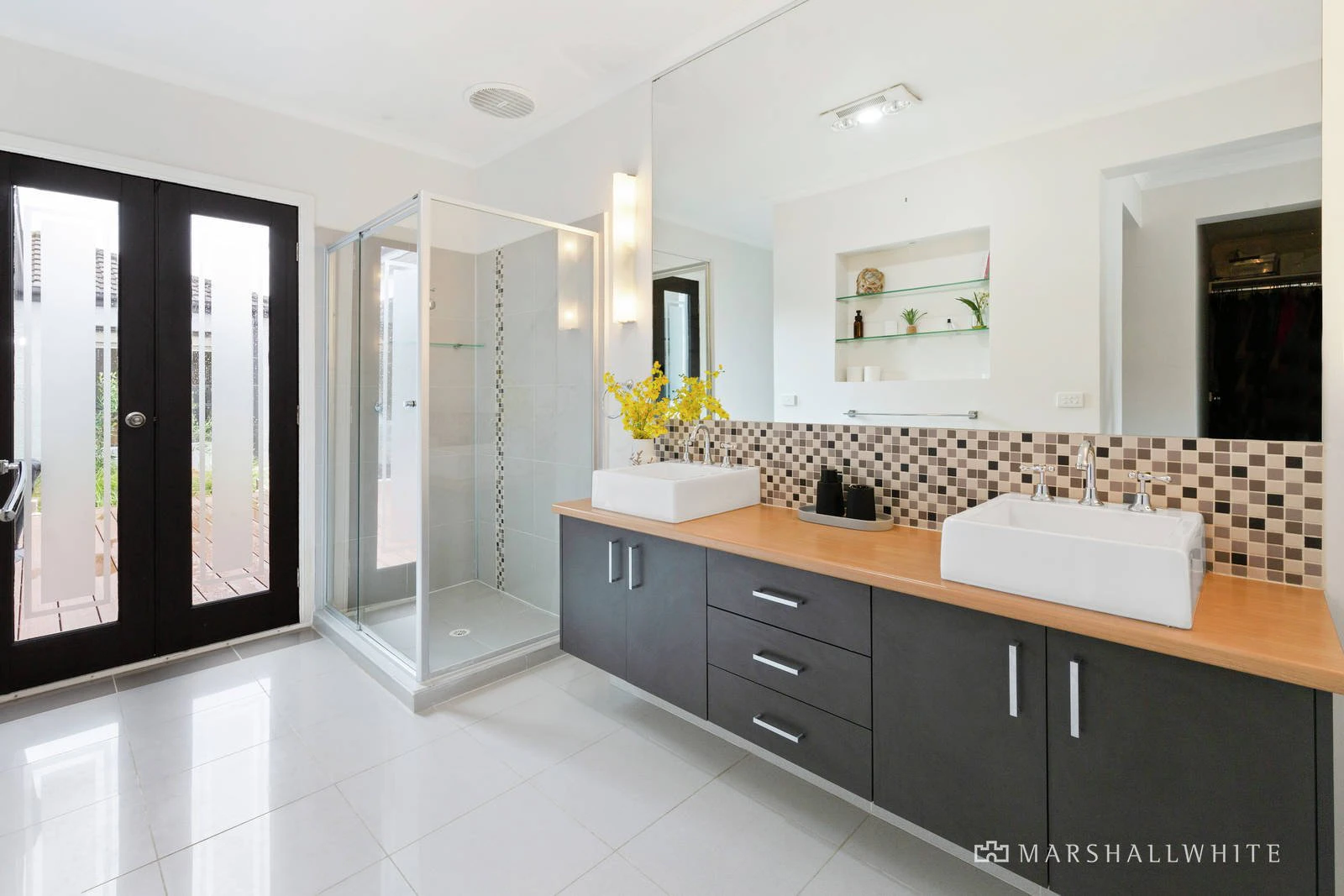 8 Park Avenue, Mornington, VIC