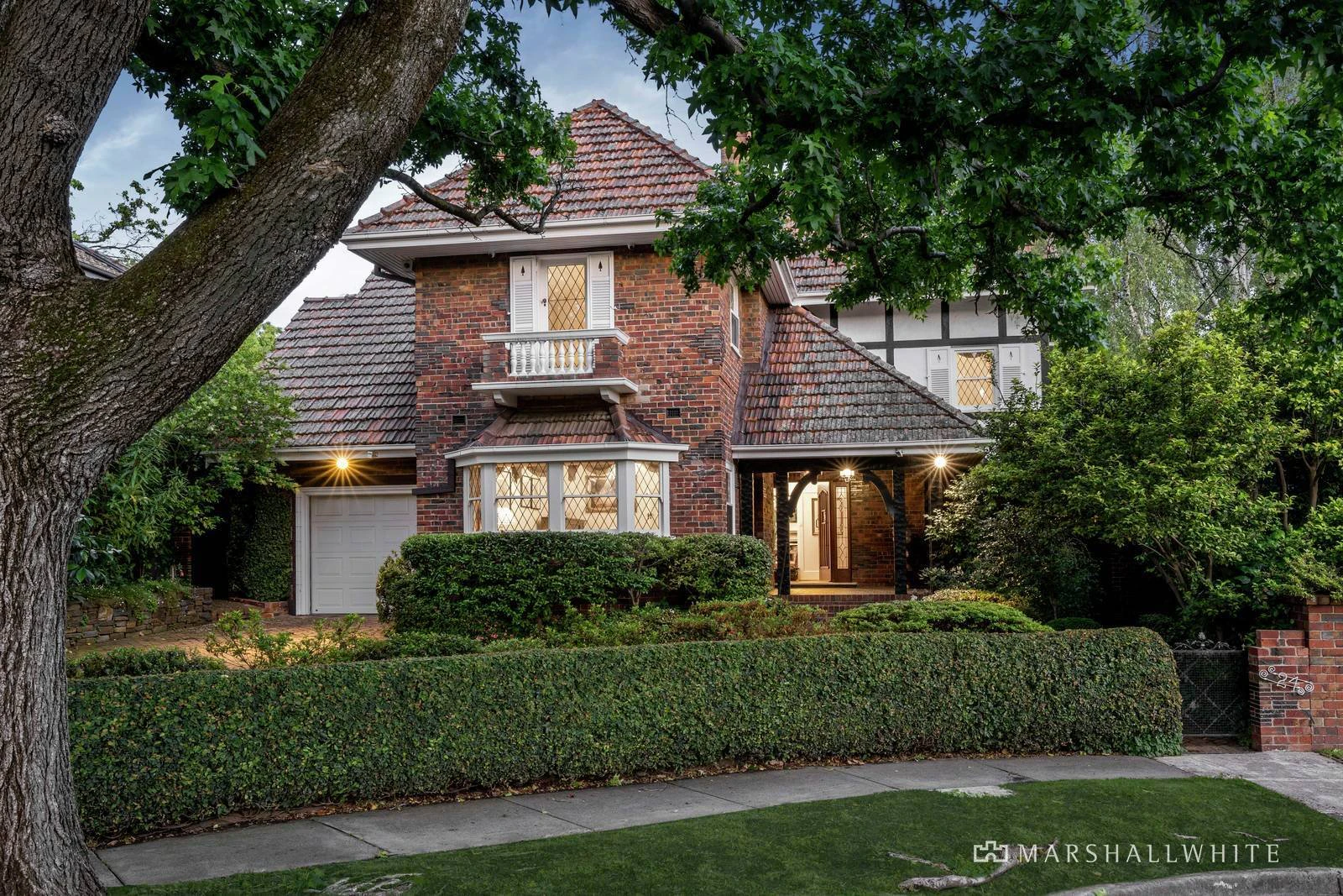 24 Montalto Avenue, Toorak, VIC