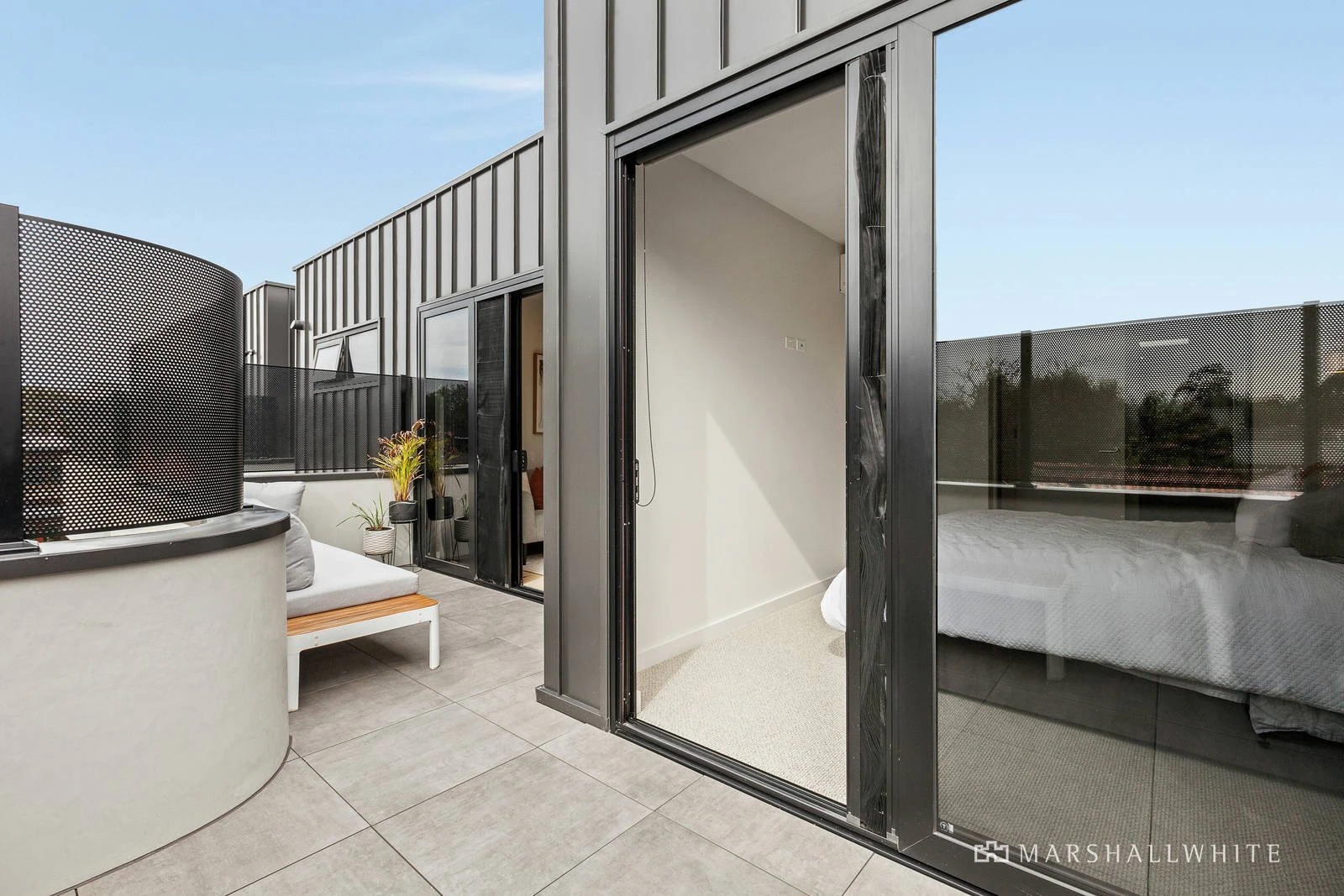 204/4 Littlewood Street, Hampton, VIC
