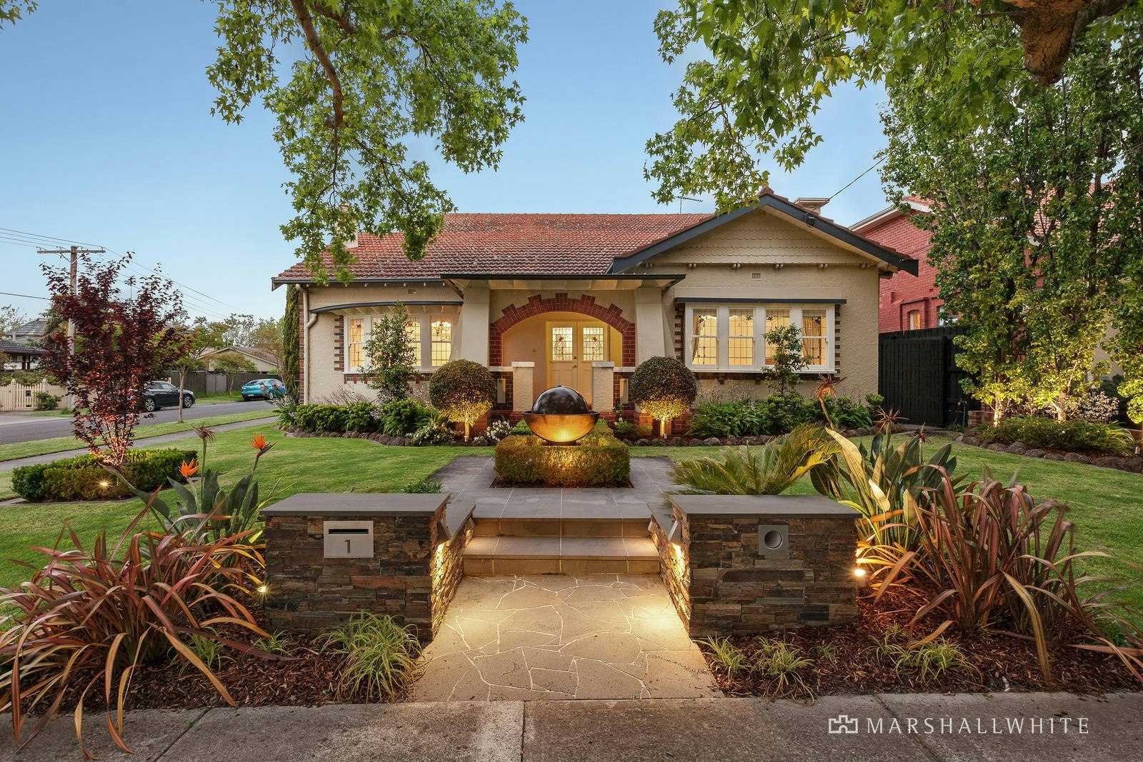 1 Heatherleigh Place, Malvern East, VIC