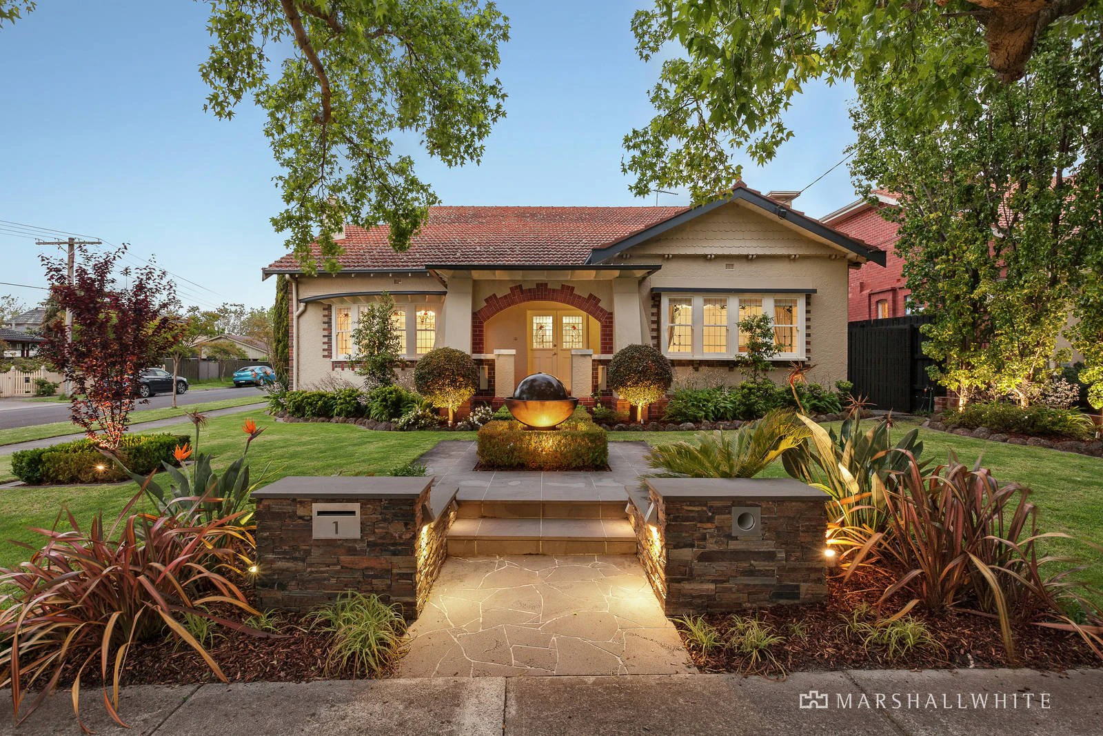 1 Heatherleigh Place, Malvern East, VIC