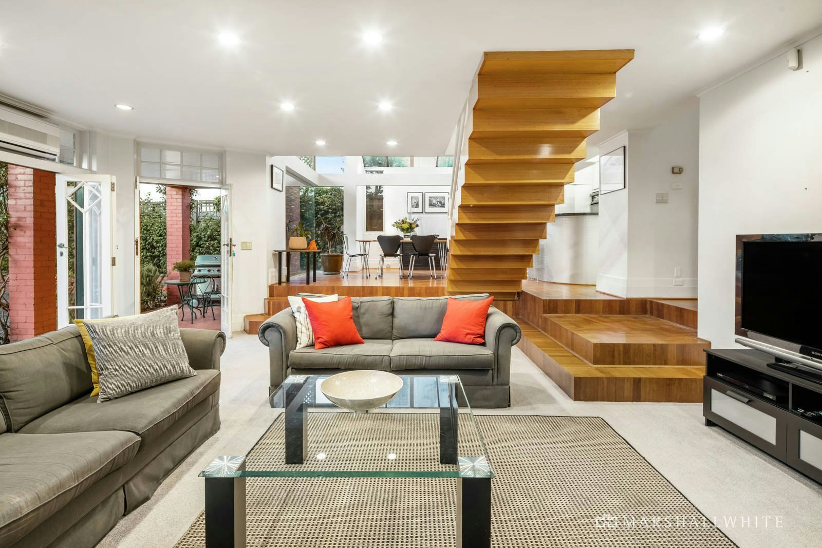 13 Adelaide Street, Armadale, VIC