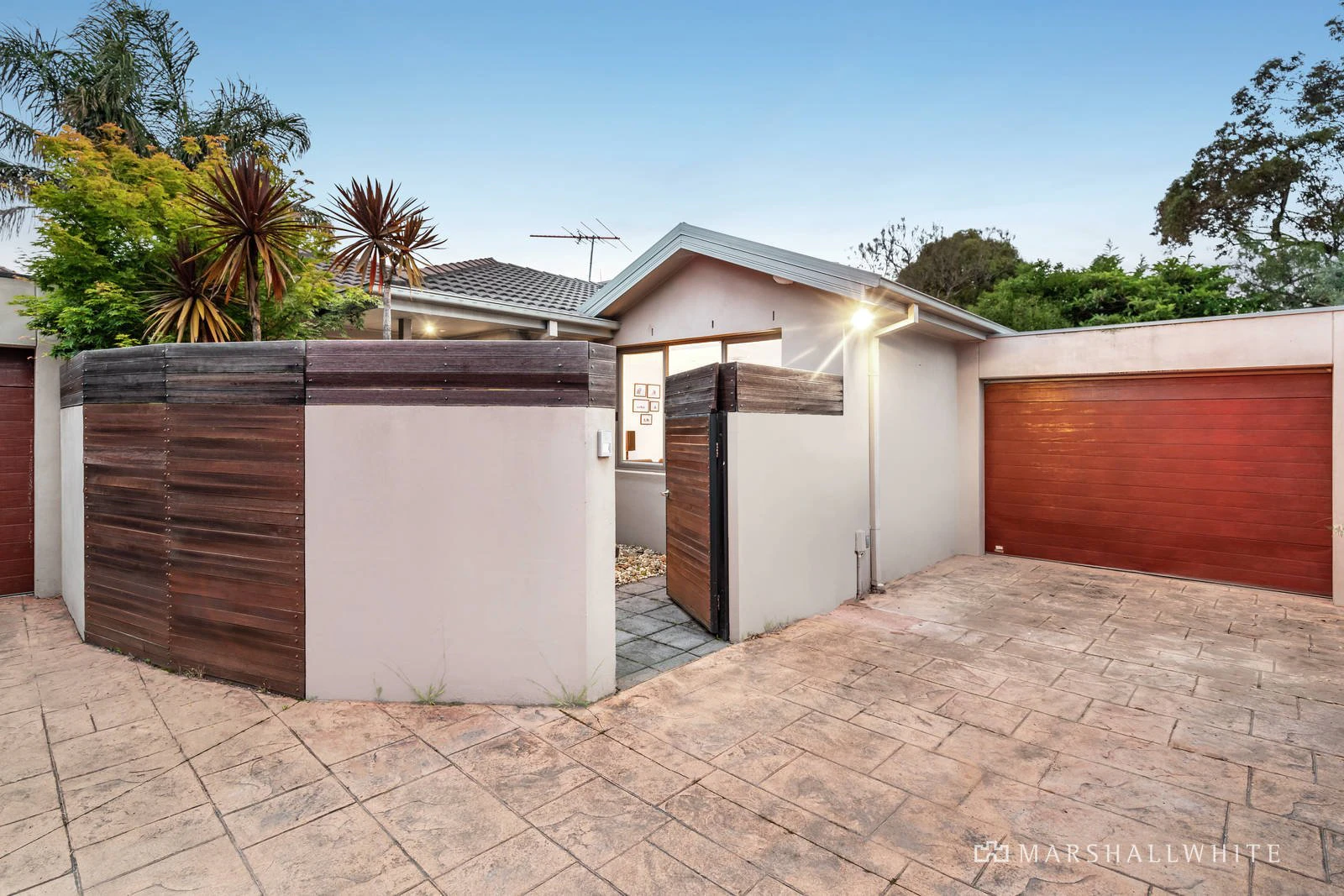 2/2 Allfrey Street, Brighton East, VIC