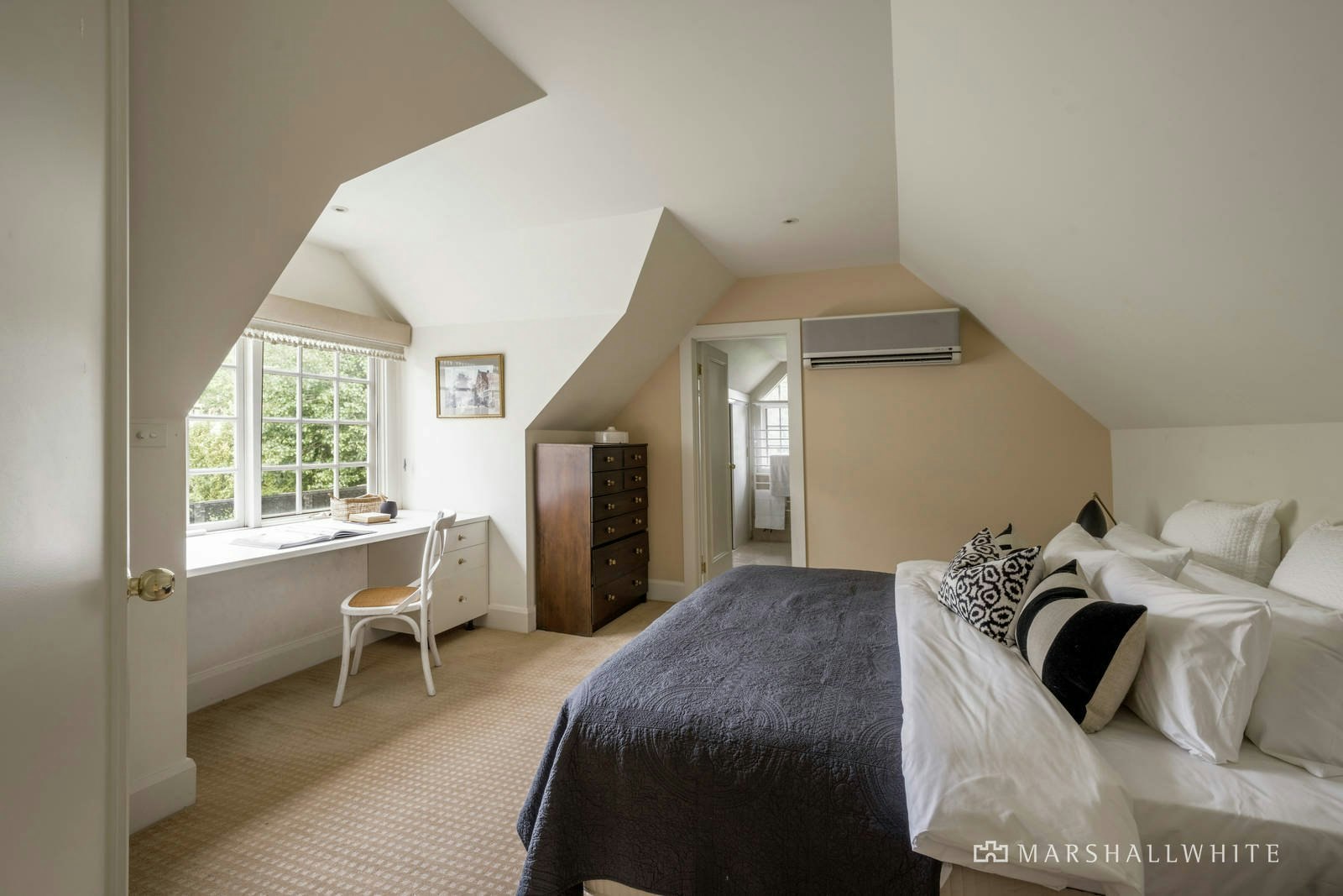 24 Montalto Avenue, Toorak, VIC