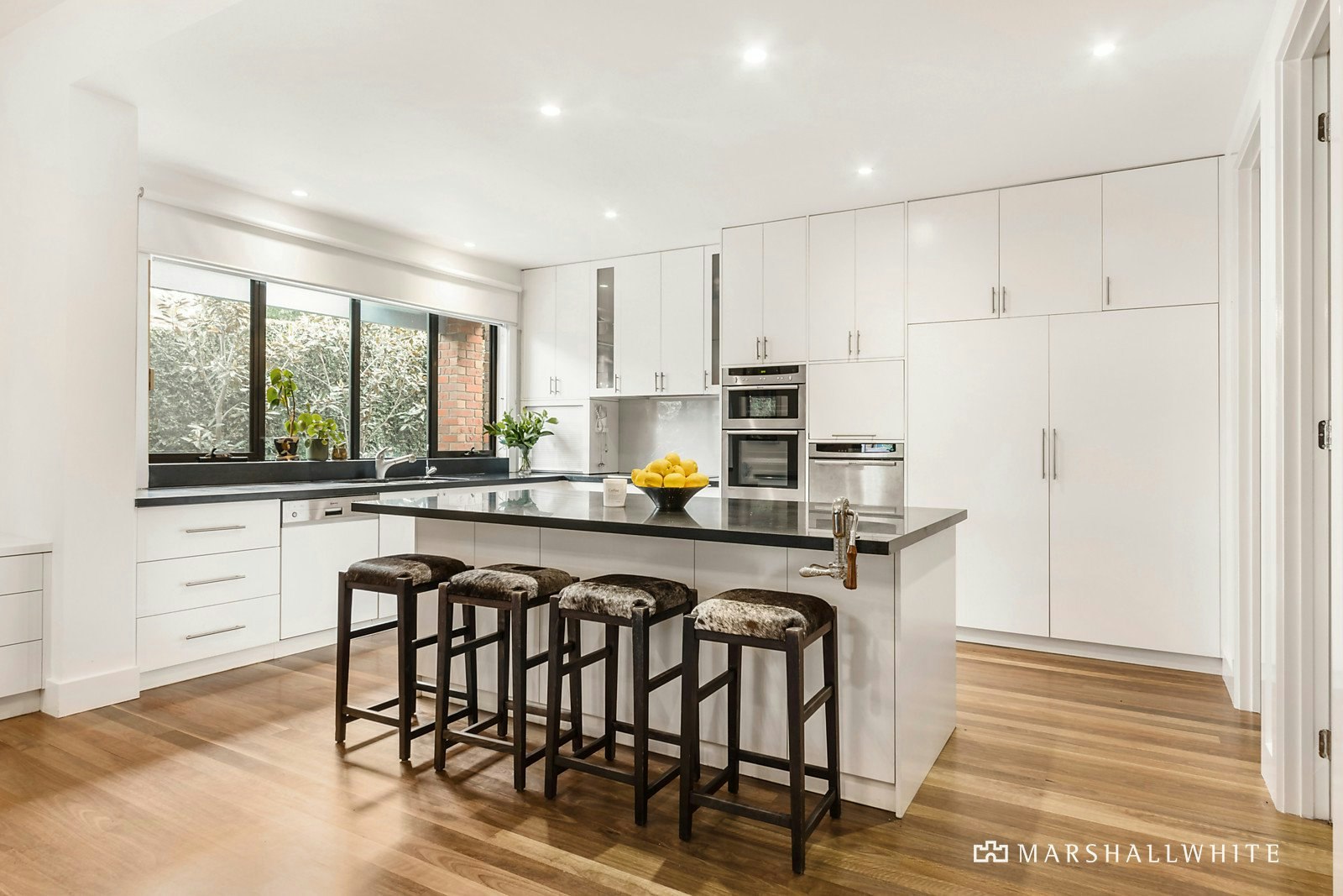 2B Glenvale Road, Glen Iris, VIC