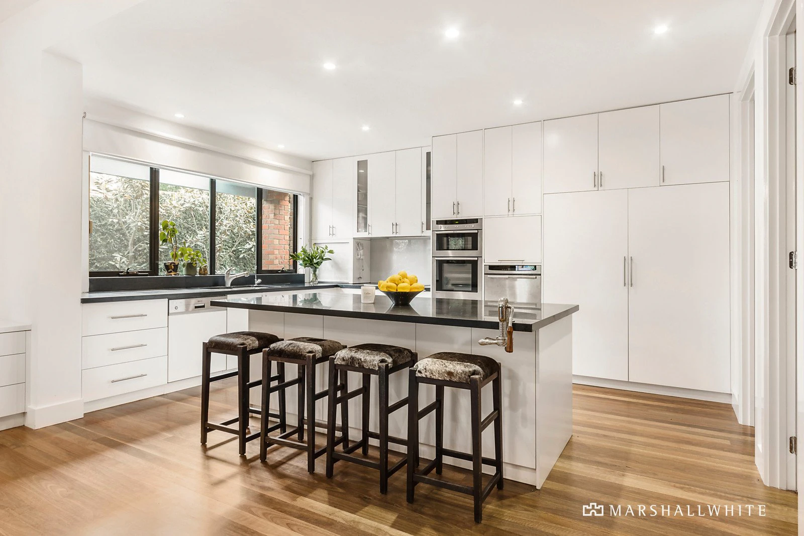 2B Glenvale Road, Glen Iris, VIC