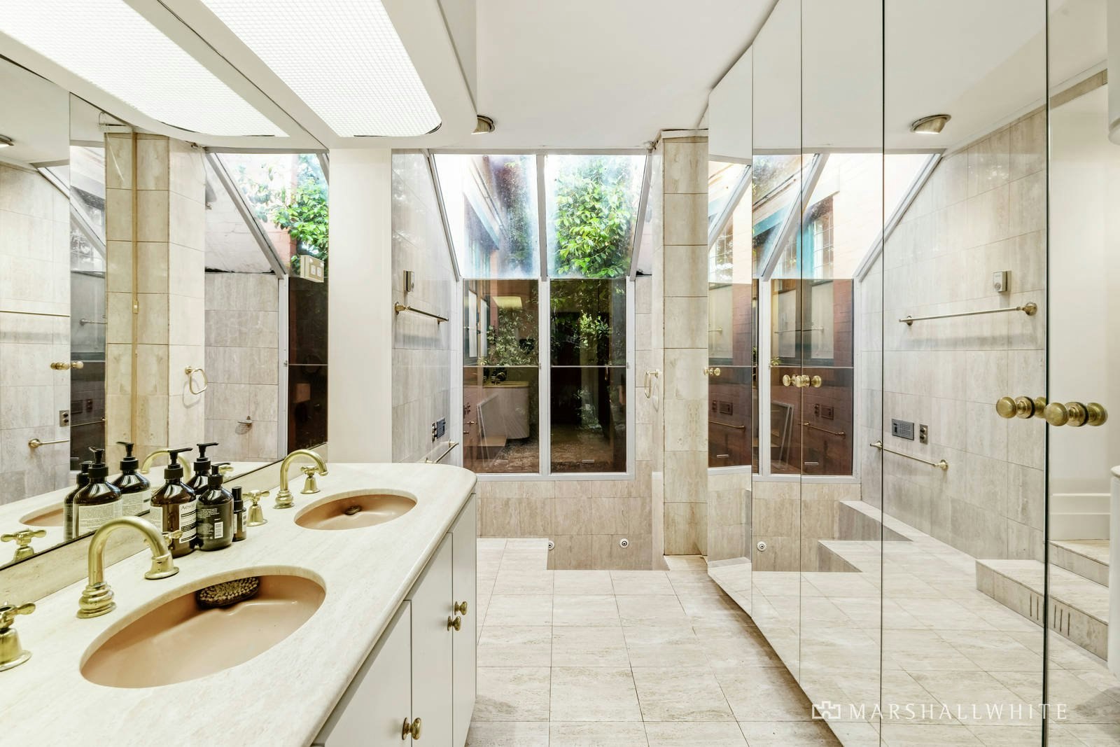 13 Adelaide Street, Armadale, VIC