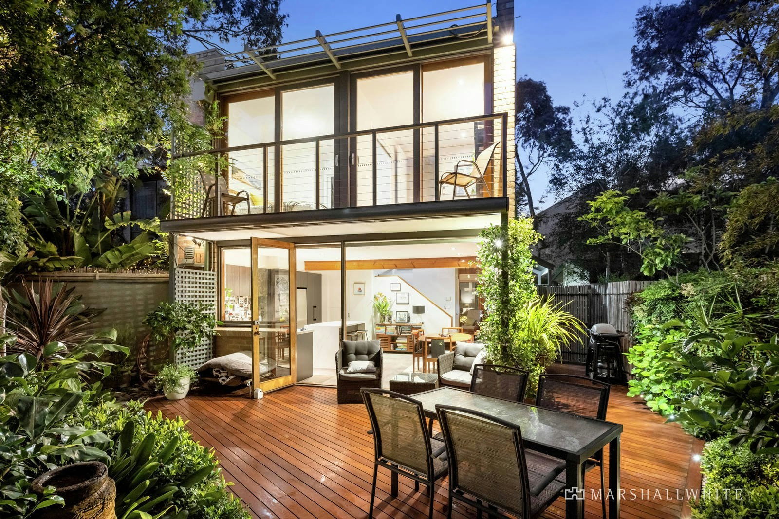 2/37A Canterbury Road, Toorak, VIC