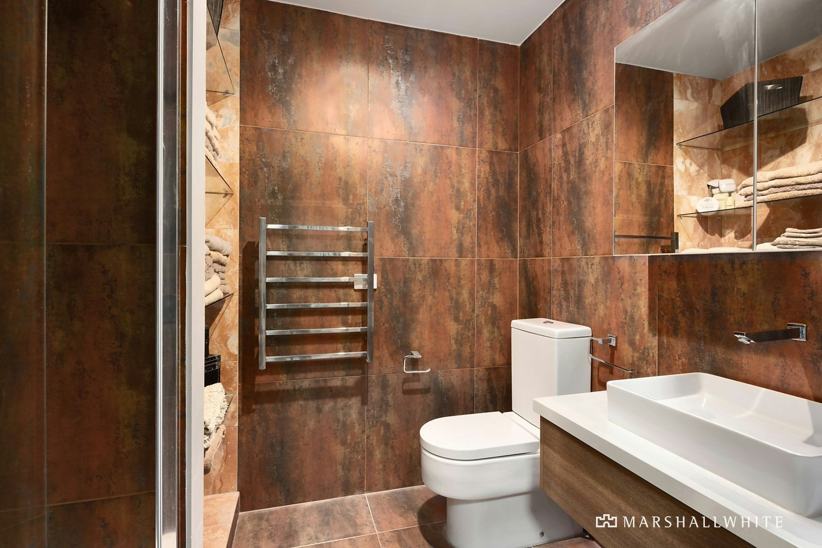 2/37A Canterbury Road, Toorak, VIC