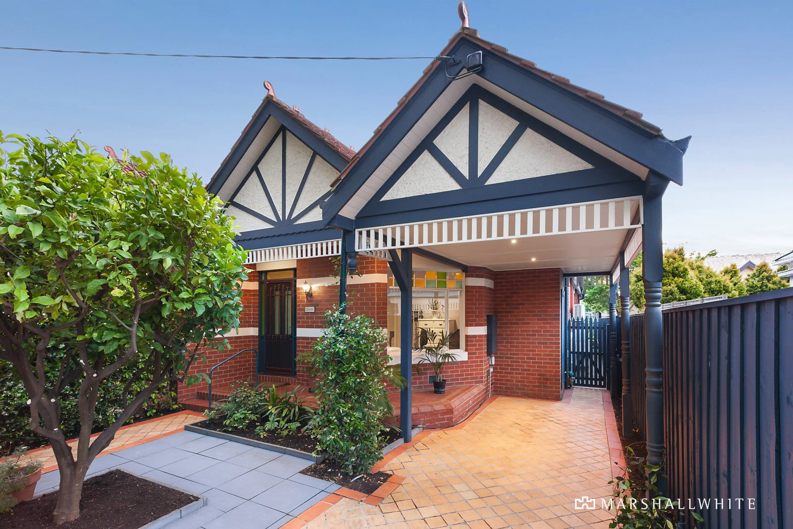 2/1 Viva Street, Glen Iris, VIC