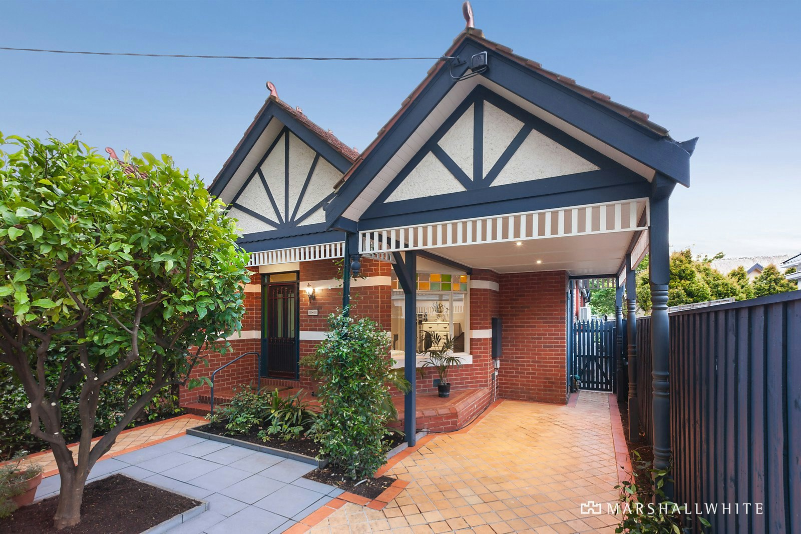 2/1 Viva Street, Glen Iris, VIC