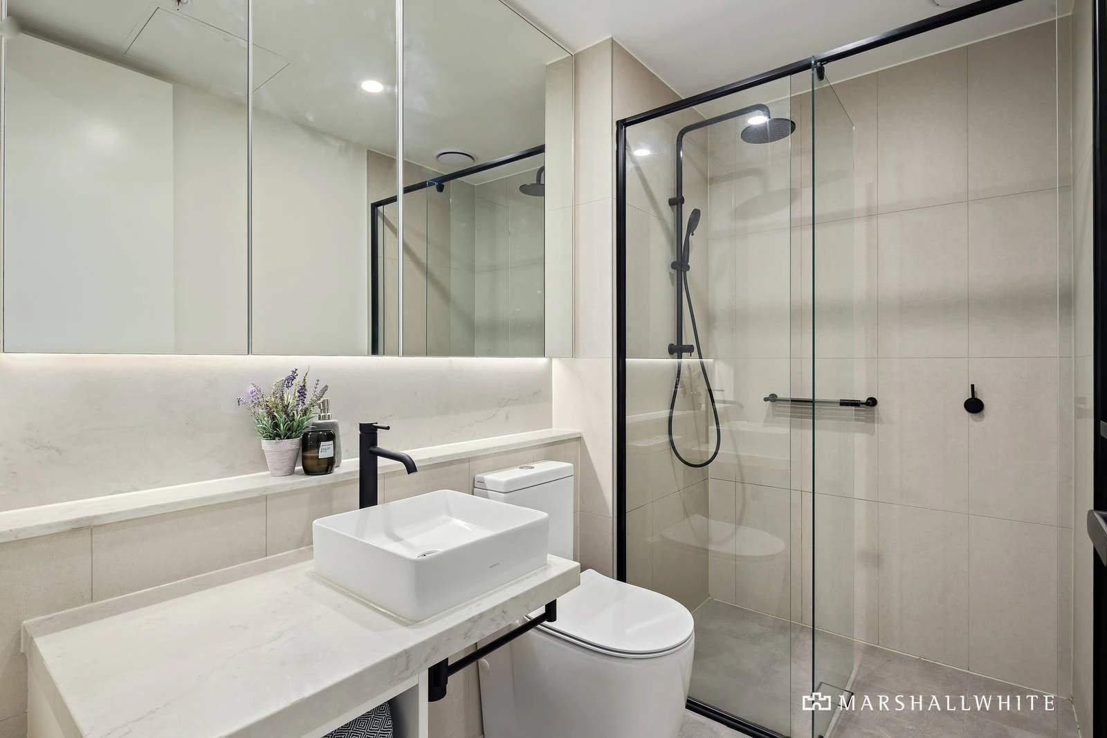 202/31 Queens Avenue, Hawthorn, VIC
