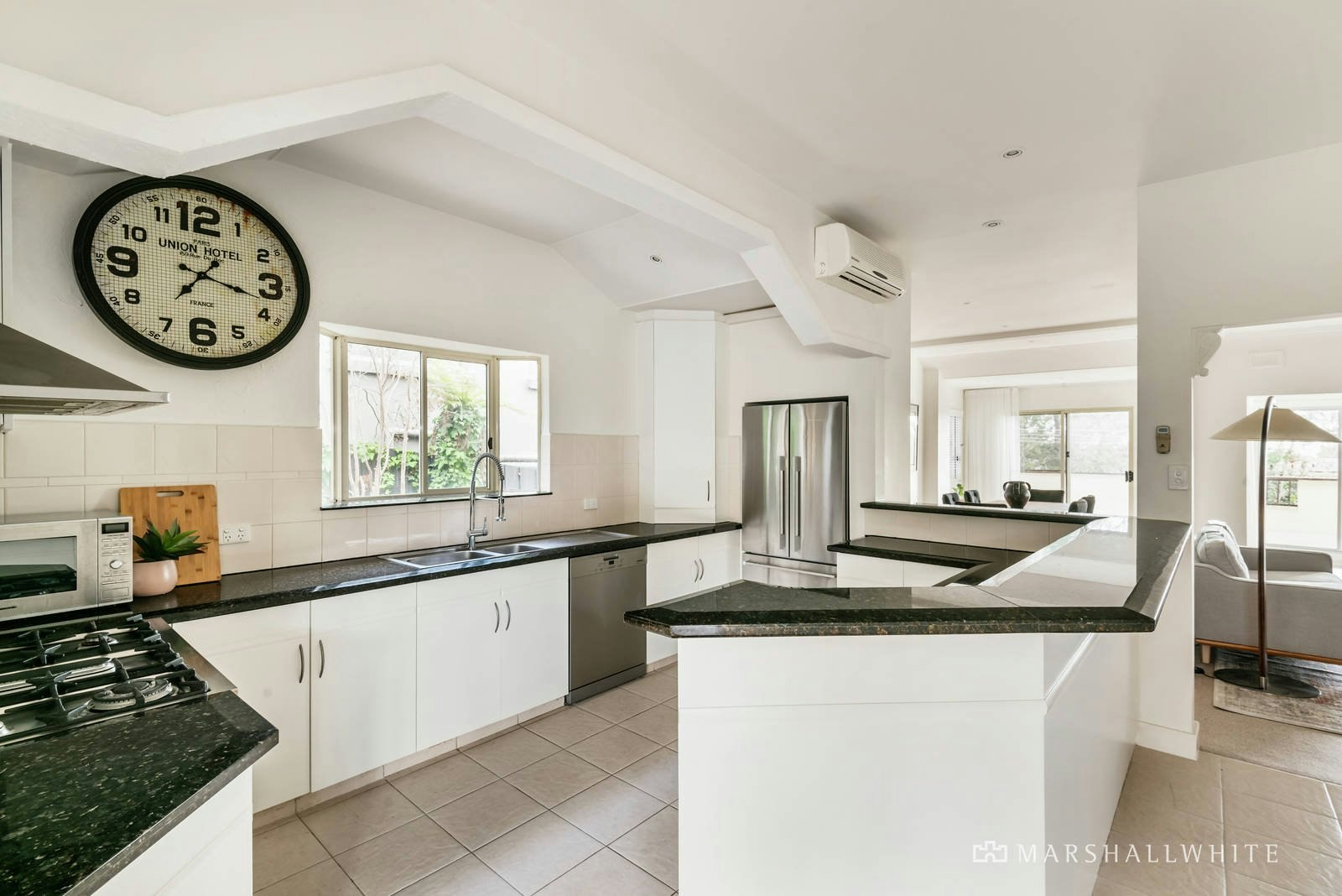 11 Mariemont Avenue, Beaumaris, VIC