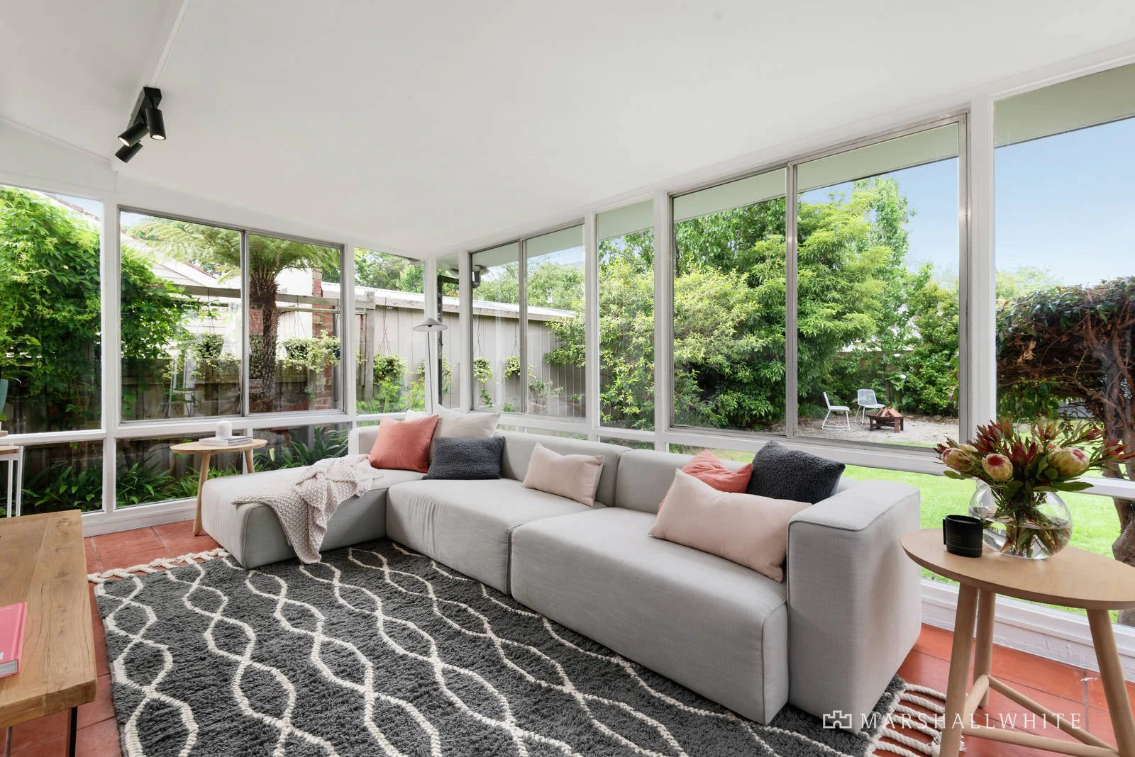 61 Albion Road, Ashburton, VIC