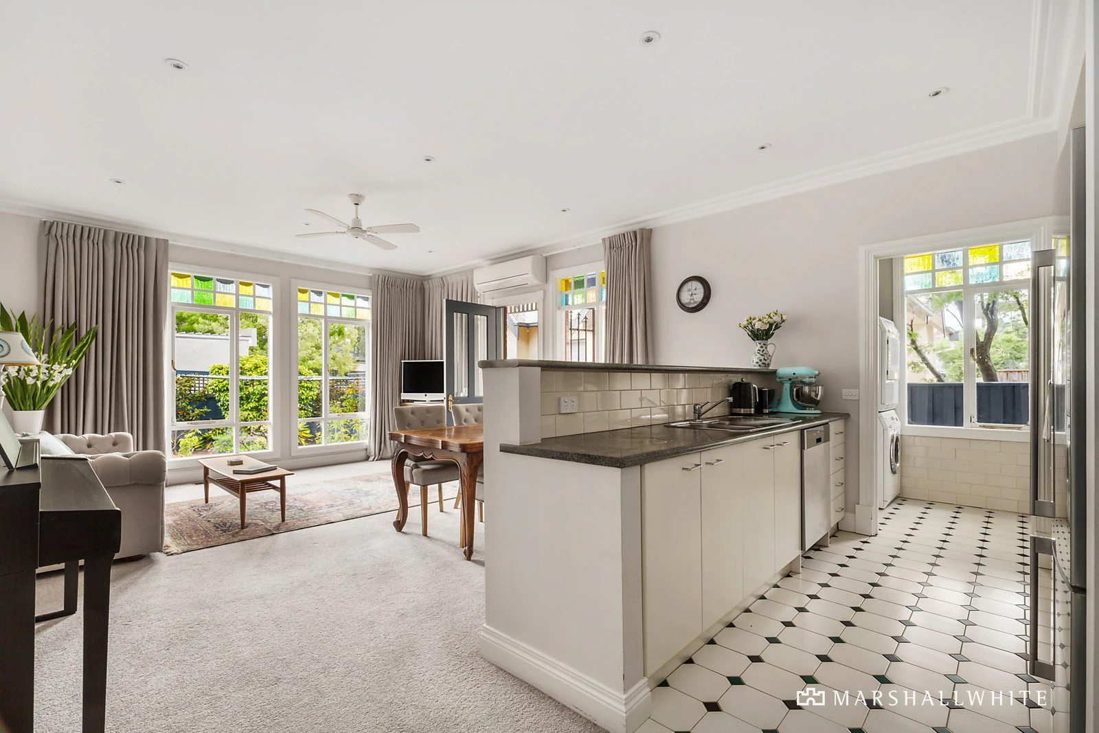 2/1 Viva Street, Glen Iris, VIC