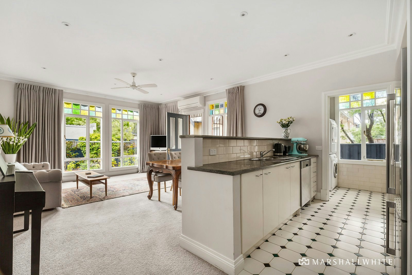 2/1 Viva Street, Glen Iris, VIC