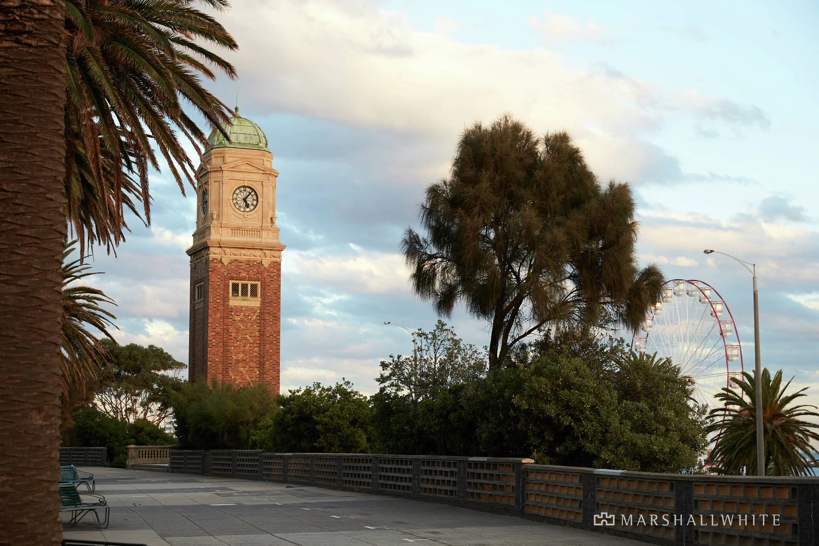 2/23 The Esplanade, St Kilda, VIC