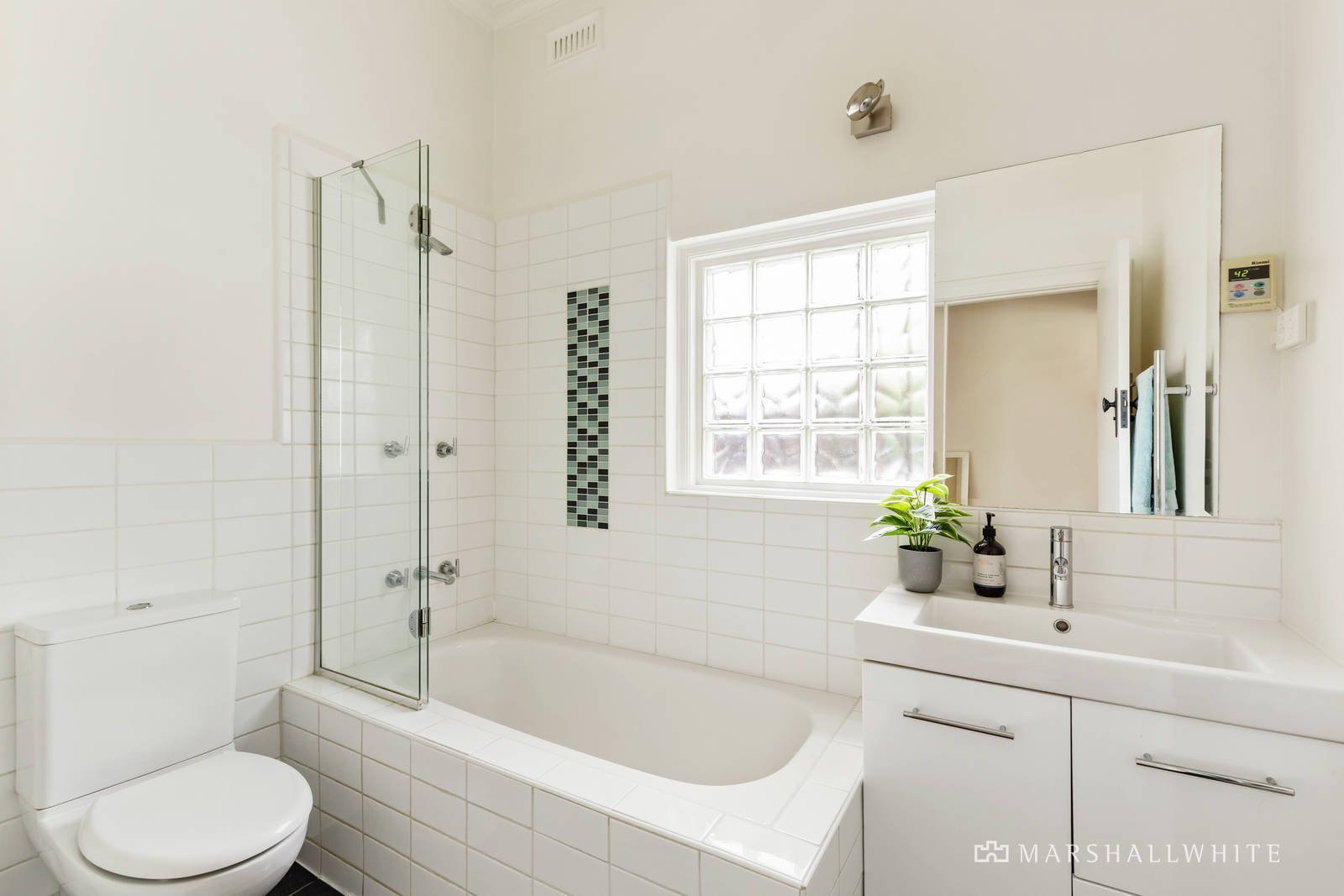 38 Irymple Avenue, Kew East - Thumbnail 6