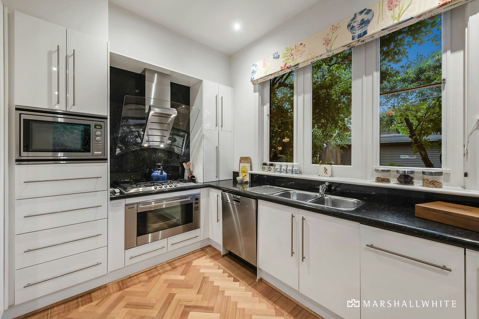 31 McKinley Avenue, Malvern, VIC