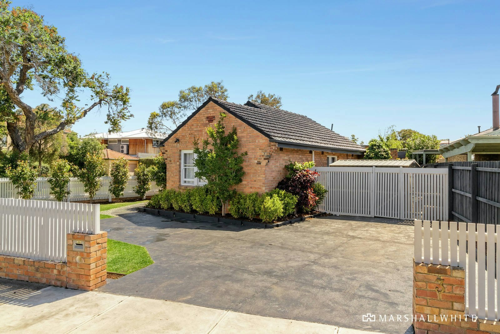 3 Austin Road, Hampton, VIC