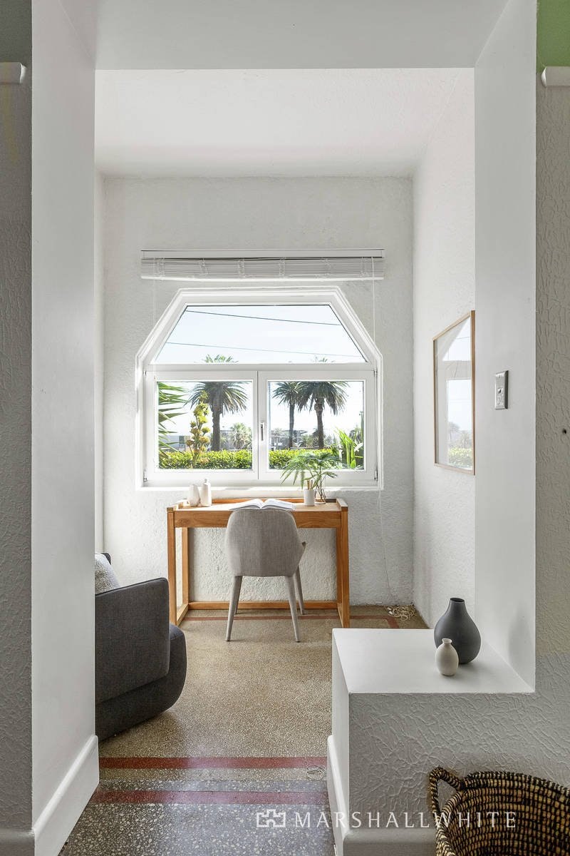 2/23 The Esplanade, St Kilda, VIC