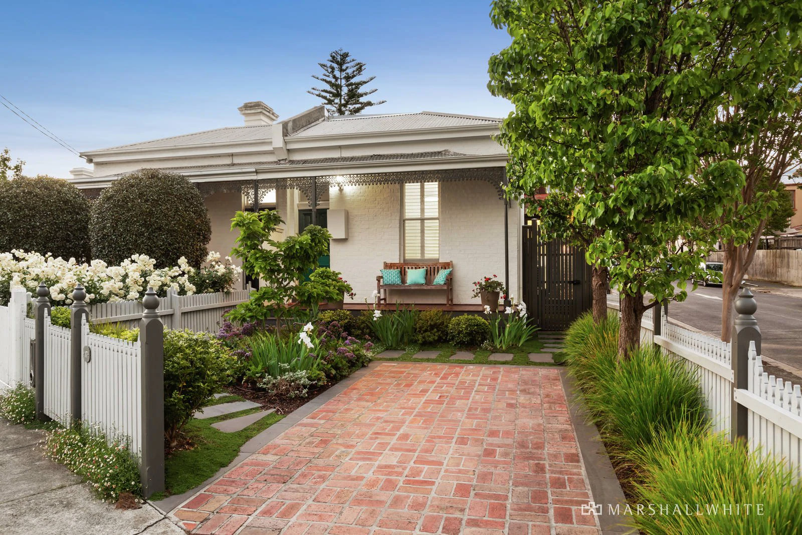 17 Randolph Street, Hawthorn, VIC