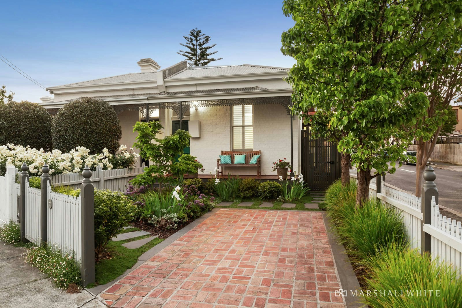 17 Randolph Street, Hawthorn, VIC