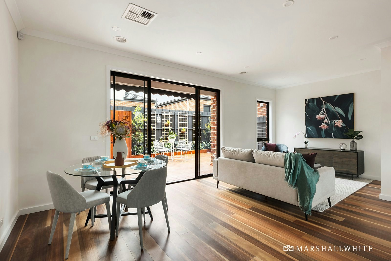 18 Catalina Avenue, Ashburton, VIC