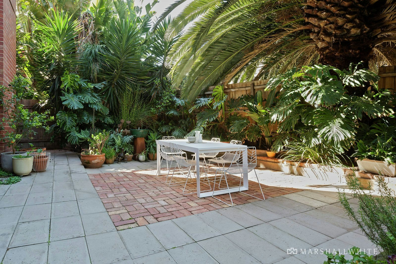 2/23 The Esplanade, St Kilda, VIC