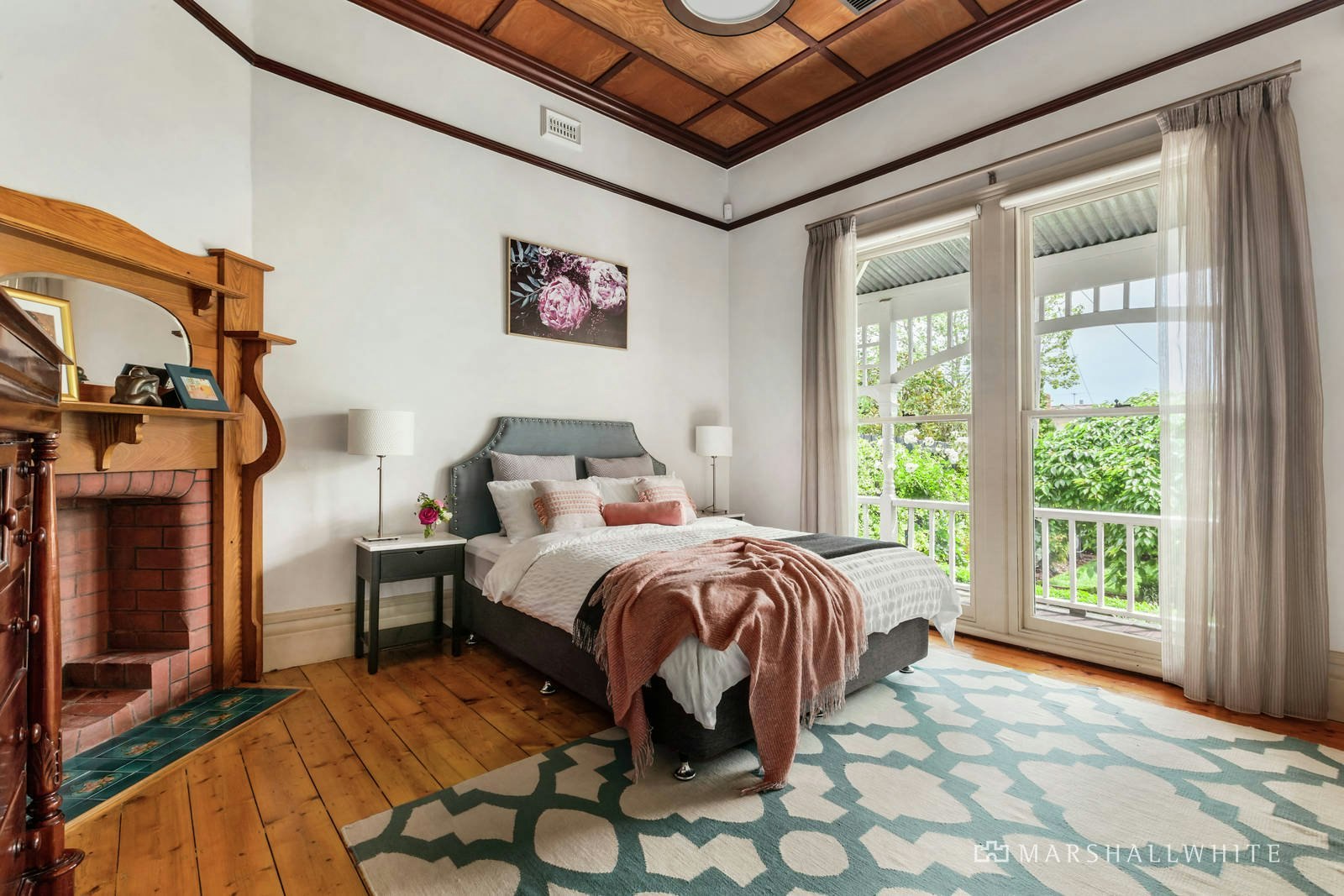 90 Highfield Road, Canterbury, VIC