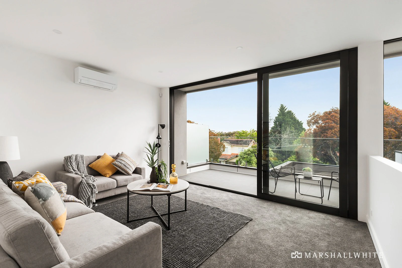 8 Sherwood Road, Surrey Hills, VIC