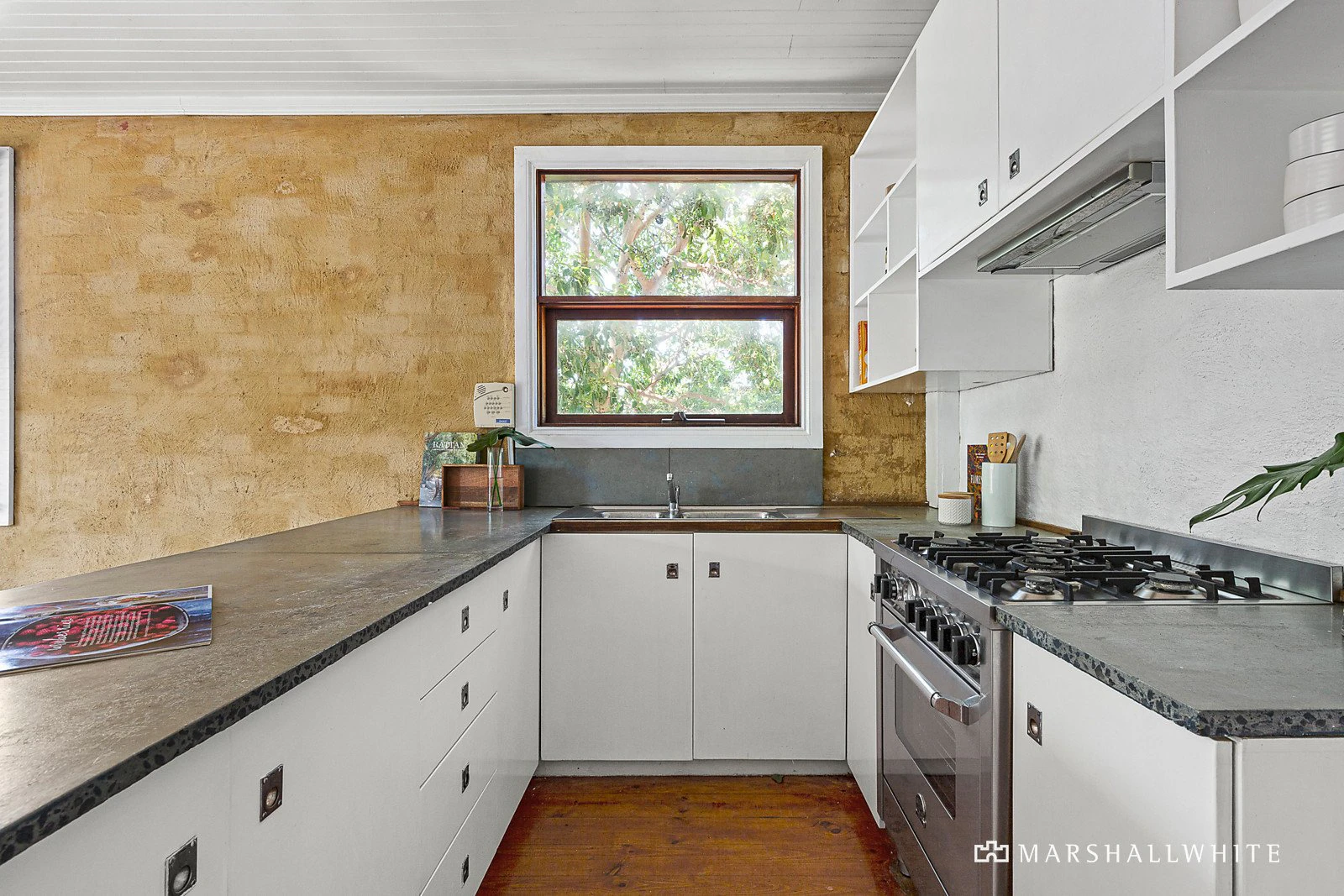 114 Waverley Road, Malvern East, VIC