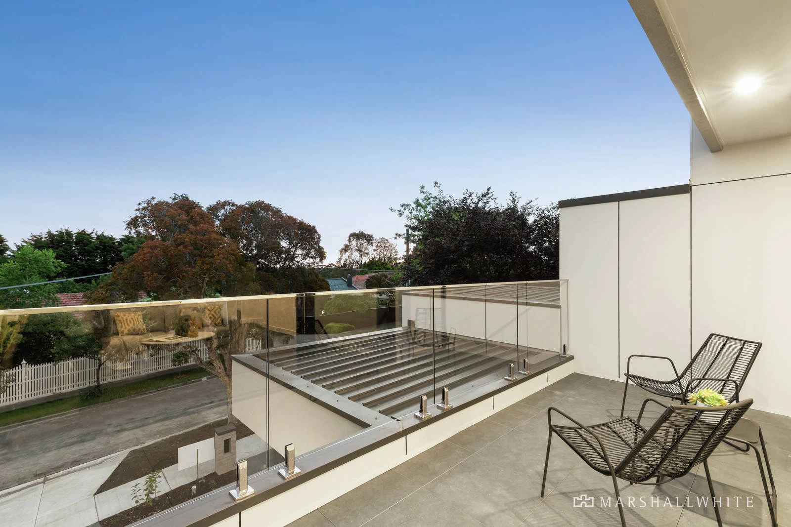 8 Sherwood Road, Surrey Hills, VIC