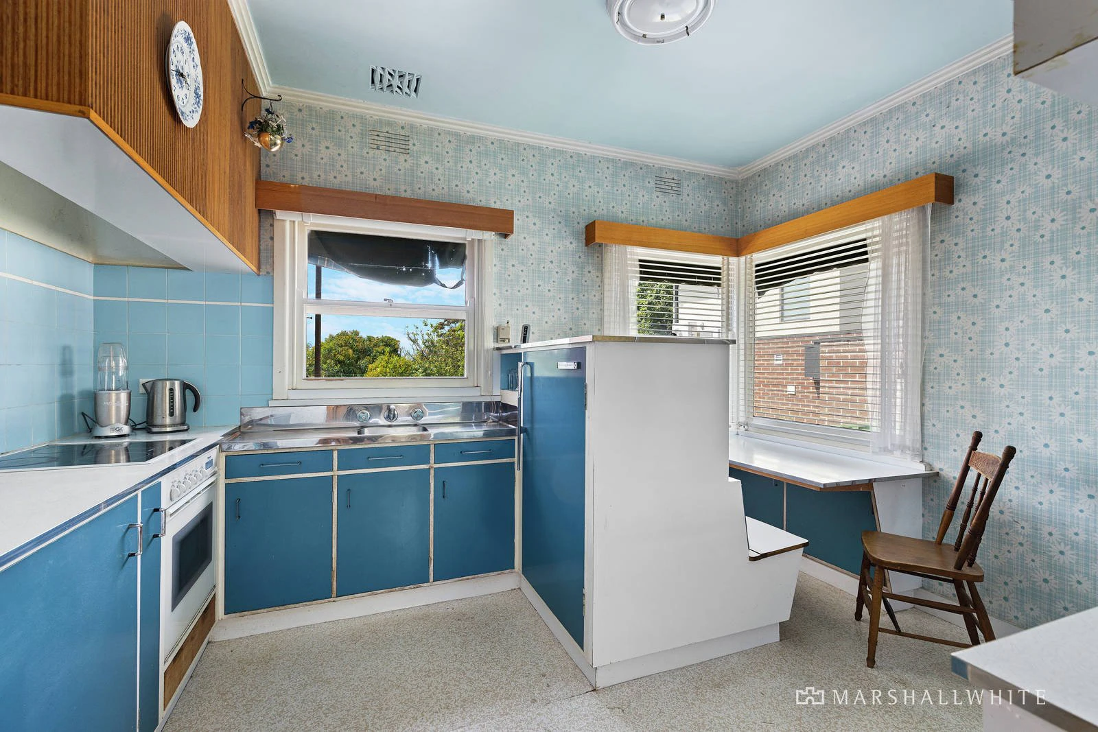 37 Burroughs Road, Balwyn, VIC